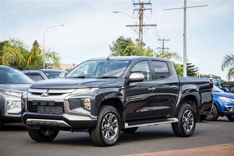 mitsubishi four wheel drive.